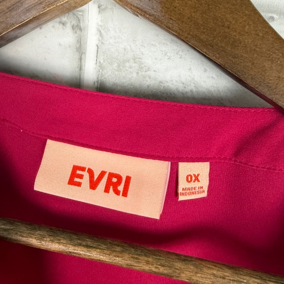 EVRI Vibrant Tempered Rose 100% PolyesterV-Neck Pullover Blouse Womens Plus 0x - Picture 3 of 8